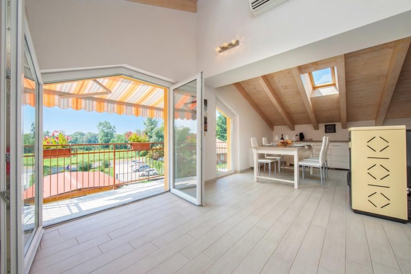 Silver Lake lake shore with Balcony&Air-Co