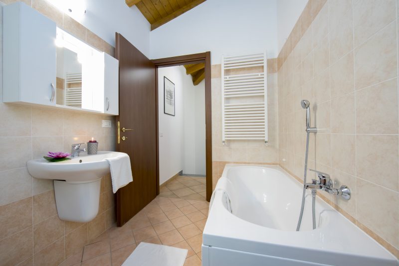 Le Betulle Private Garden & Parking in Laveno