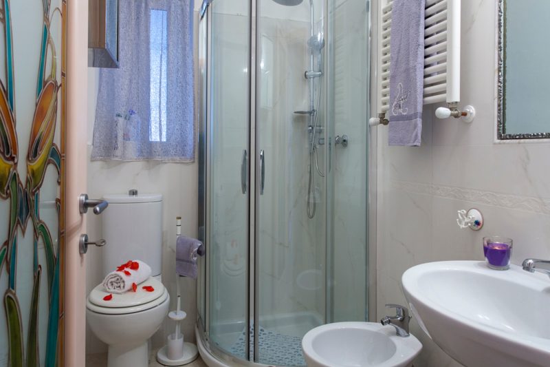 Villa Clara with Outdoor Jacuzzi few km from the Sea