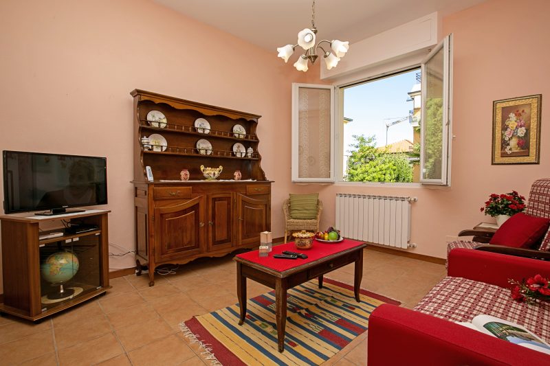 Villa Mimosa Near Desenzano Old Town Apt 1 Parking, A/C, WiFi