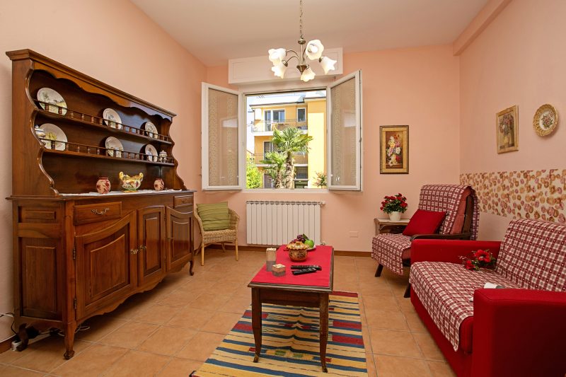 Villa Mimosa Near Desenzano Old Town Apt 1 Parking, A/C, WiFi