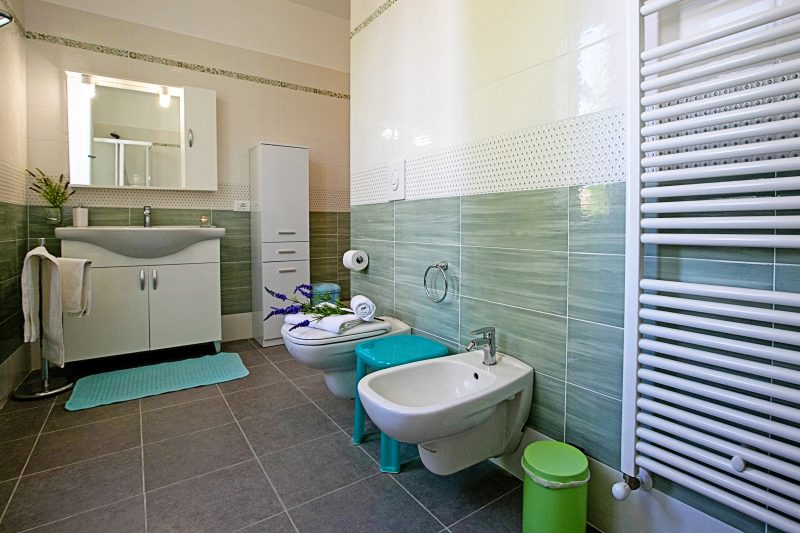 Villa Mimosa Near Desenzano Old Town Apt 2 Parking, A/C, WiFi