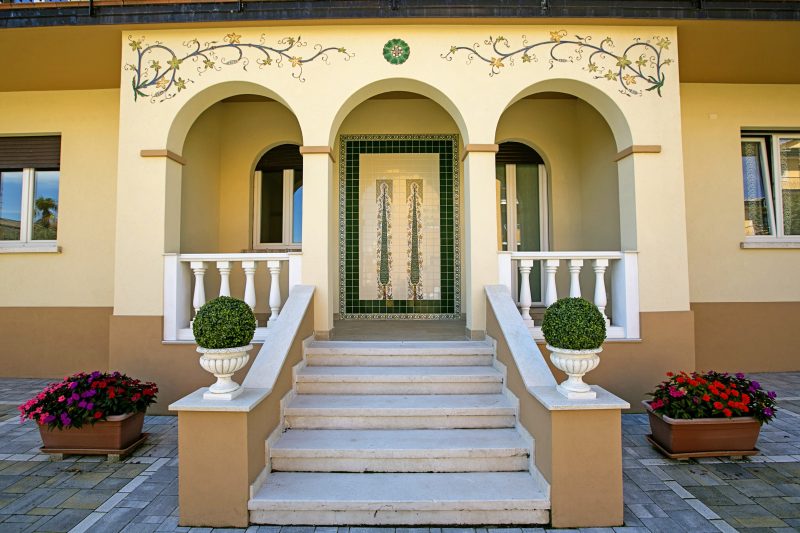 Villa Mimosa Near Desenzano Old Town Apt 2 Parking, A/C, WiFi