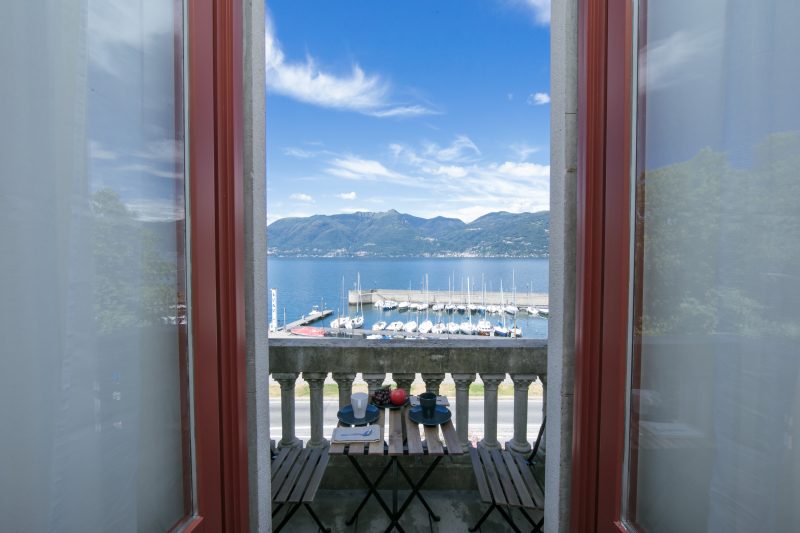 Residenza Oleandro - Lake View Balcony in Luino Center