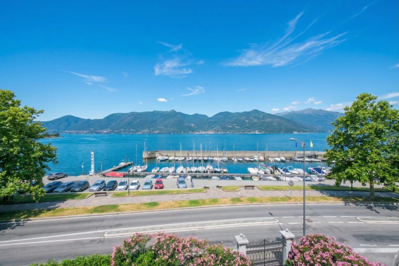 Residenza Oleandro - Lake View Balcony in Luino Center