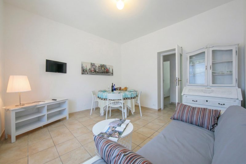 Casa Al Caprifoglio - Ispra Apartment 600m From Beach