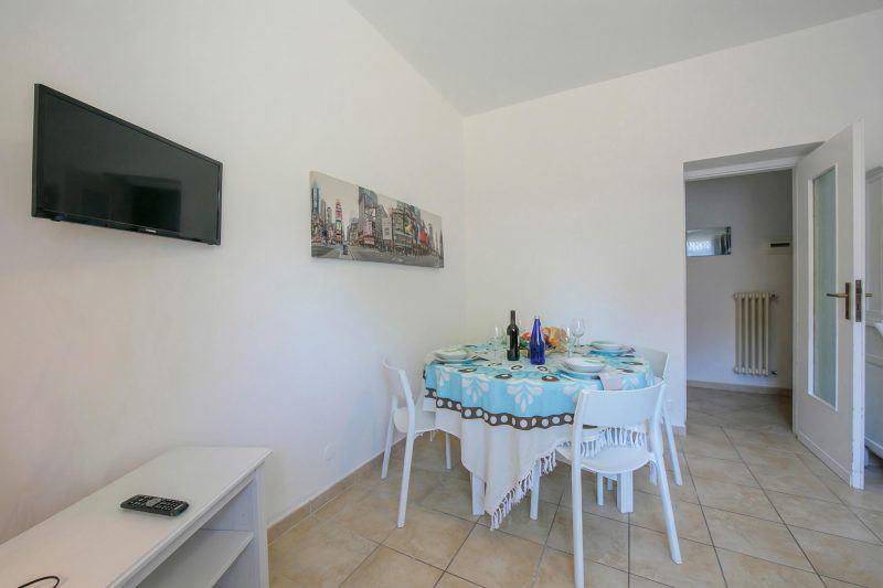 Casa Al Caprifoglio - Ispra Apartment 600m From Beach