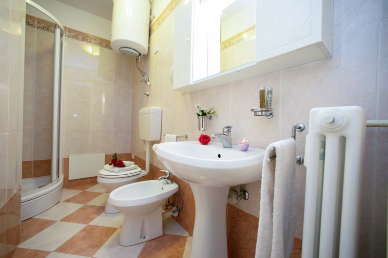 Riva Lago e Spiaggia Apartment with Balcony and Parking