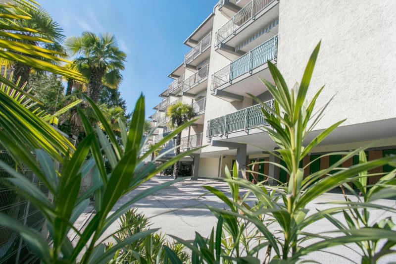 Riva Lago e Spiaggia Apartment with Balcony and Parking