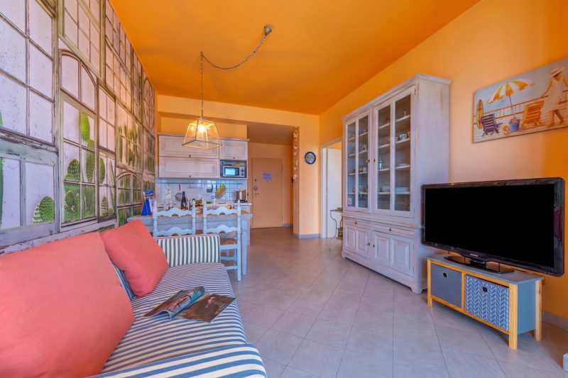 Laigueglia Beach, Seafront Sea-View Balcony