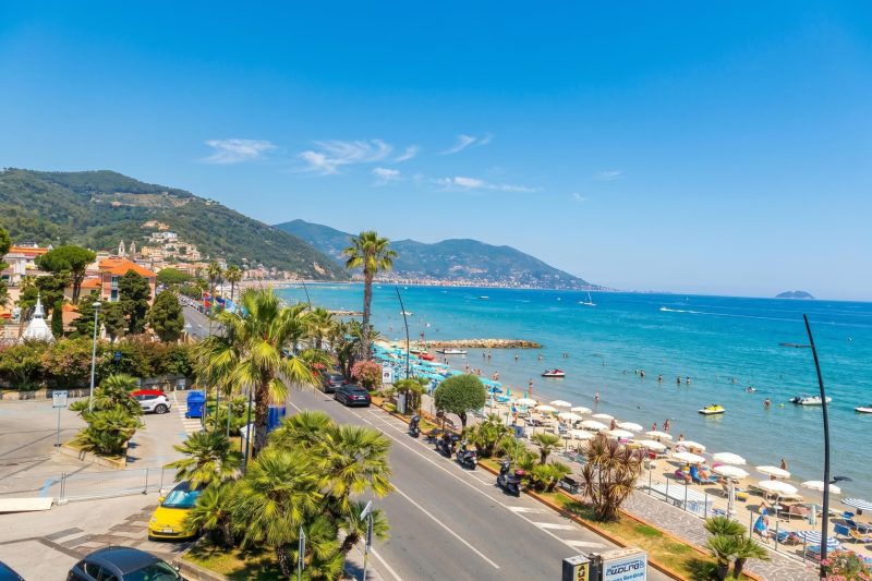 Laigueglia Beach, Seafront Sea-View Balcony