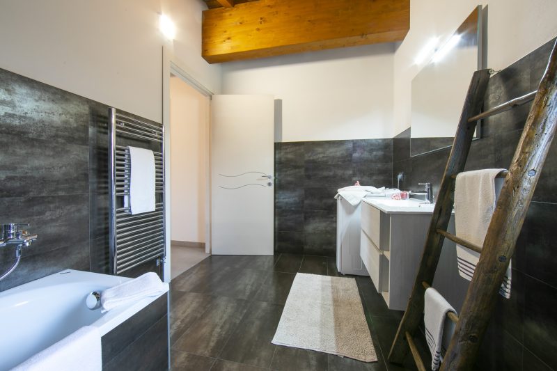 Villa Laura Private Pool and Garden near Lake Maggiore for 9