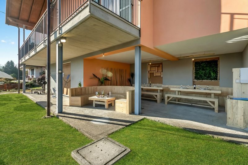 Villa Laura Private Pool and Garden near Lake Maggiore for 9