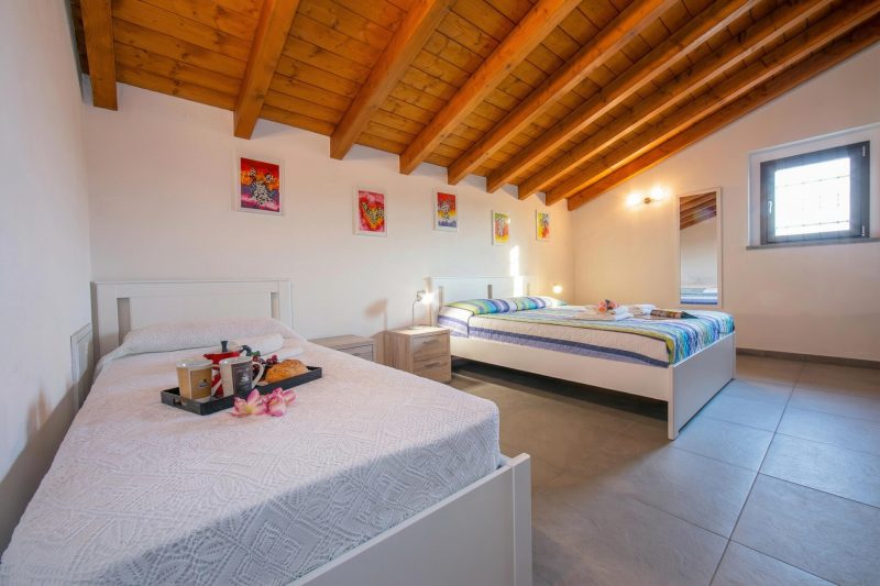 Villa Laura Private Pool and Garden near Lake Maggiore for 9
