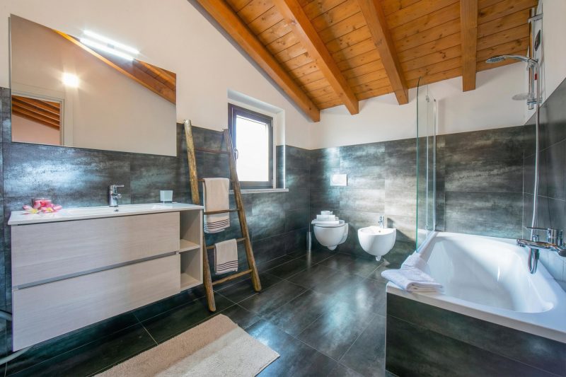 Villa Laura Private Pool and Garden near Lake Maggiore for 9