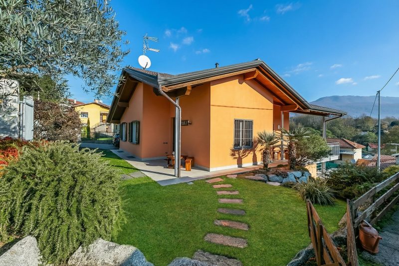 Villa Laura Private Pool and Garden near Lake Maggiore for 9