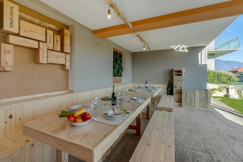 Villa Laura Private Pool and Garden near Lake Maggiore for 9