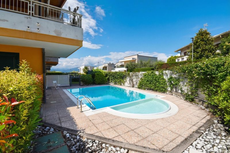 Casa Emma with Pool, Garden and Garage