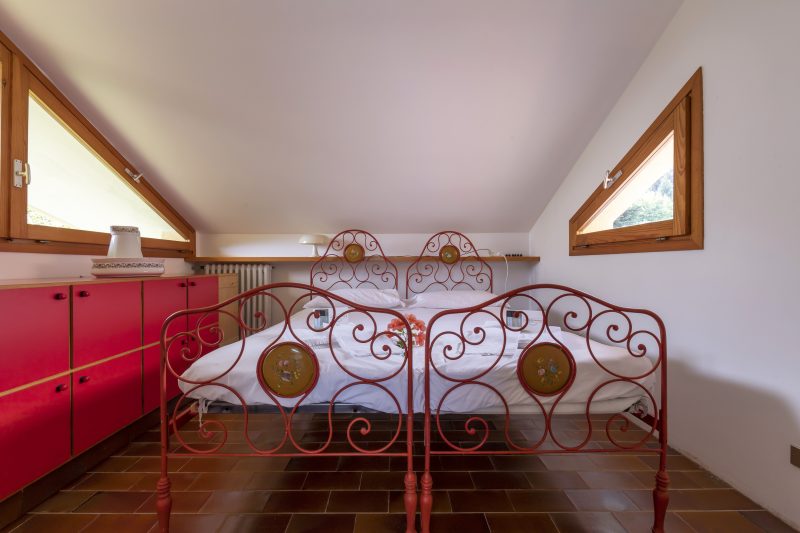Sunset in Ranco: Lakeview Townhouse with Private Garden