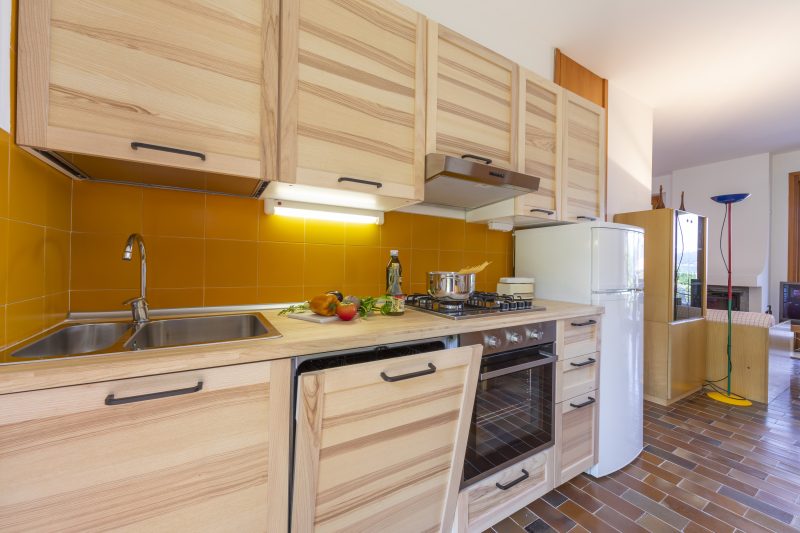Sunset in Ranco: Lakeview Townhouse with Private Garden