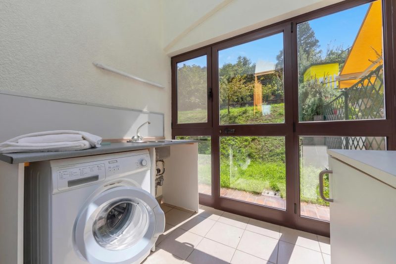 Sunset in Ranco: Lakeview Townhouse with Private Garden