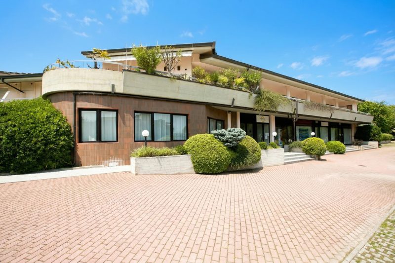 Casa Kristall Lago - Walk to Lake 1BR Apt. 2 Pools, Sleeps 4