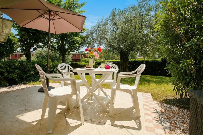 Casa Kristall Lago - Walk to Lake 1BR Apt. 2 Pools, Sleeps 4