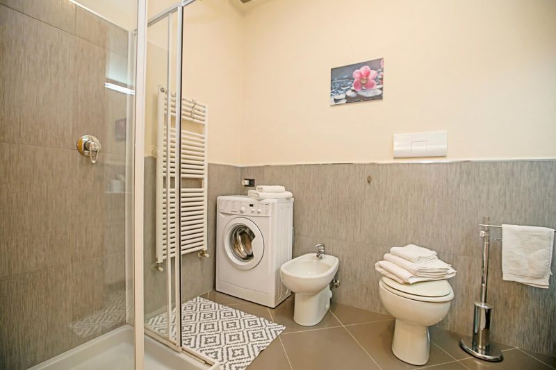 Casa Kristall Lago - Walk to Lake 1BR Apt. 2 Pools, Sleeps 4