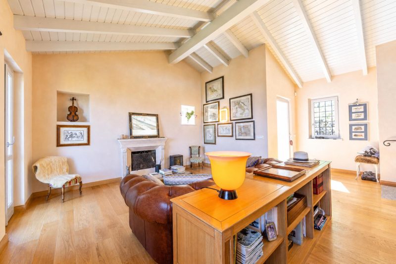 Paradis Relais Private Hilltop Villa, 3 Bed and Pool