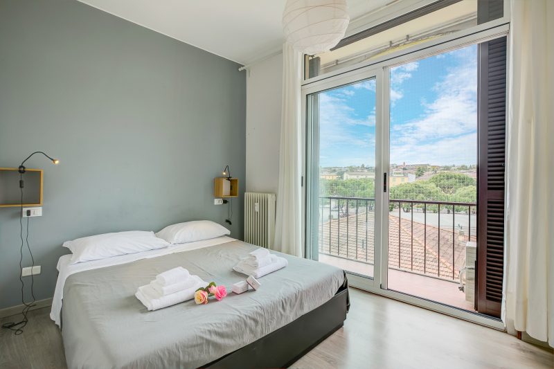 Appartamento di Tommaso Central Desenzano w/ A/C sleeps 4
