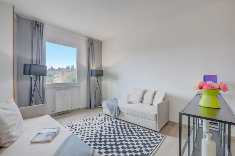 Appartamento di Tommaso Central Desenzano w/ A/C sleeps 4