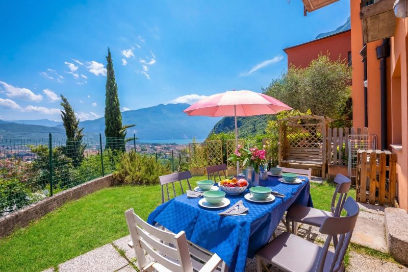 Casa Turchese with Private Garden, Pool and Tennis
