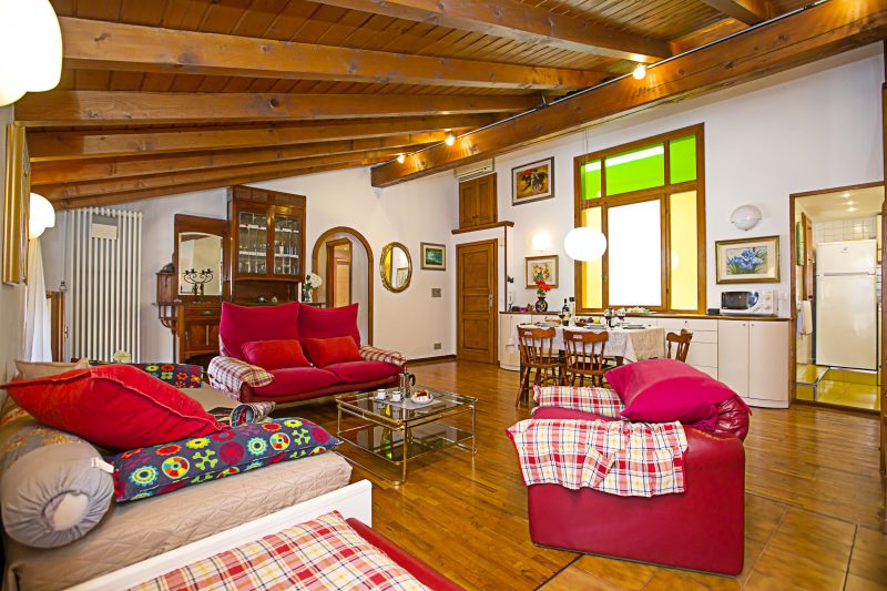 Residenza Rocca del Lago 2