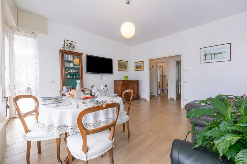 Residenza La Terrazza di Dante: 2BR Apartment with Sunny Terrace