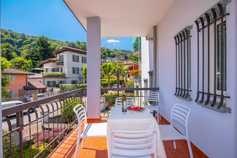 Residenza La Terrazza di Dante: 2BR Apartment with Sunny Terrace