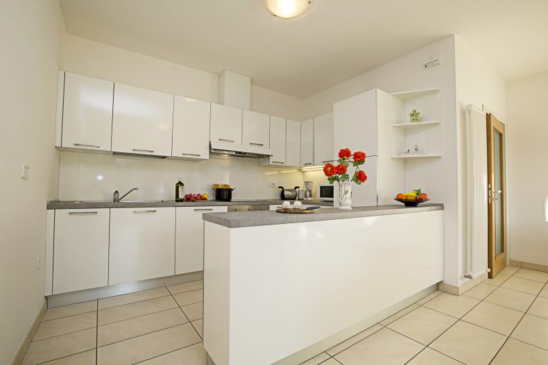 Torbole Relax, Pool & Balcony Apartment