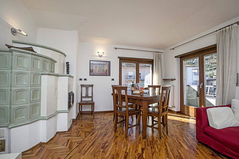 Paulie Apartment in Riva del Garda