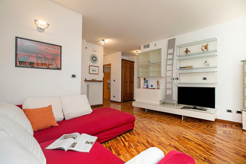 Paulie Apartment in Riva del Garda