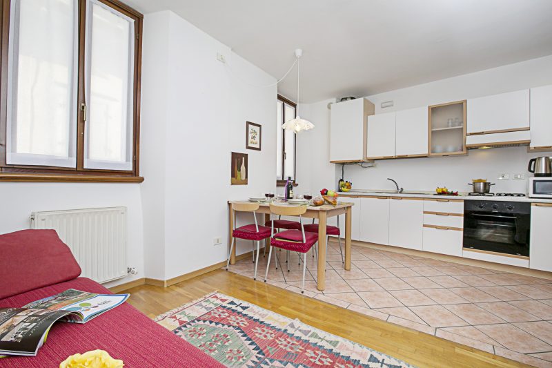 Appartamento Centro Storico Riva 2