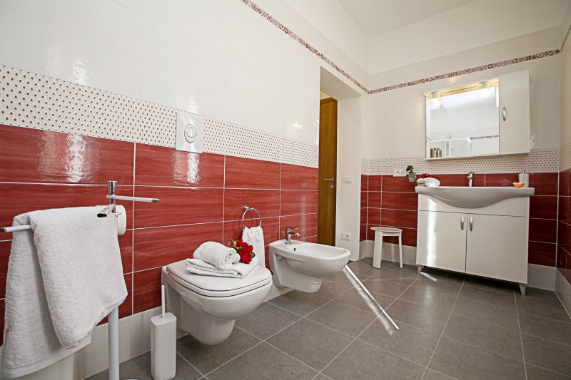 Villa Mimosa Near Desenzano Old Town Apt 4 Parking, A/C, WiFi
