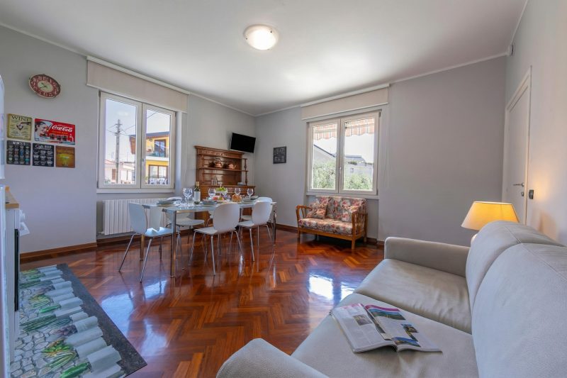 La Maison Fleurie Appt Girasole 2BR Terrace + Free Parking