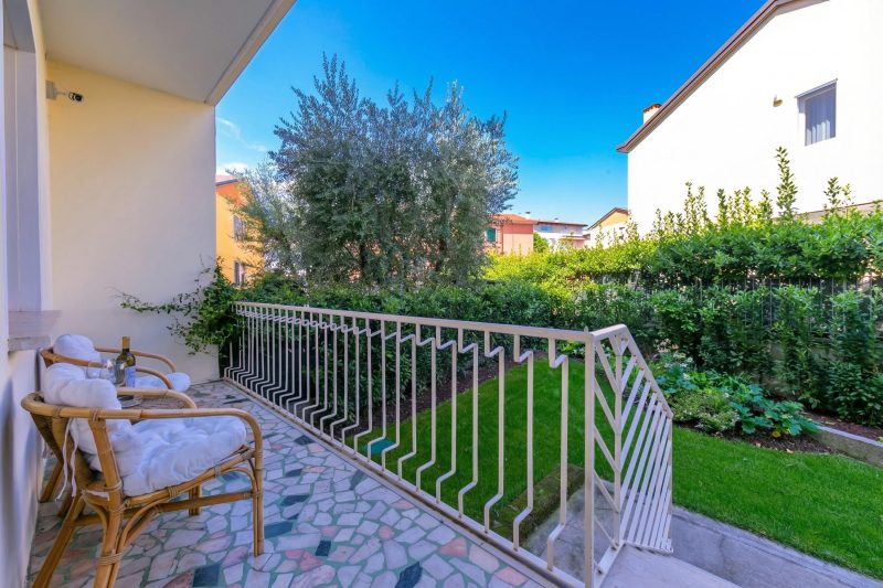 La Maison Fleurie Appt Girasole 2BR Terrace + Free Parking