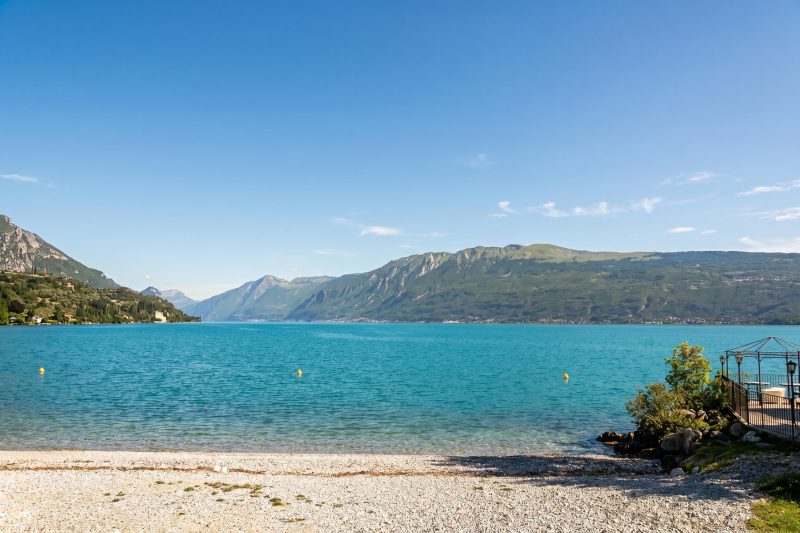 Borgo Degli Ulivi - 200m to the Lake with Shared Pool