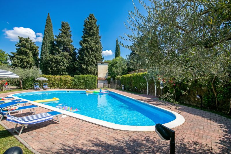 Borgo Degli Ulivi - 200m to the Lake with Shared Pool