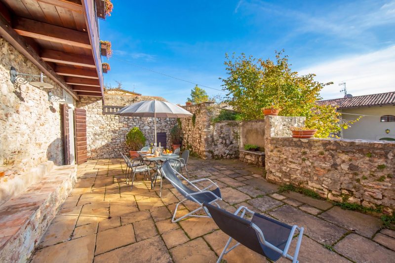 Liano Iris-Private Terrace & parking