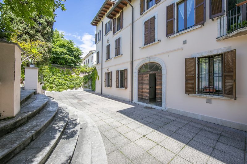 Berny Salò: Near the Lake & Garage