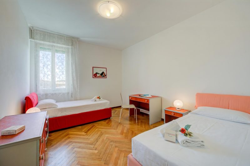 Margherita near lake - Family Friendly