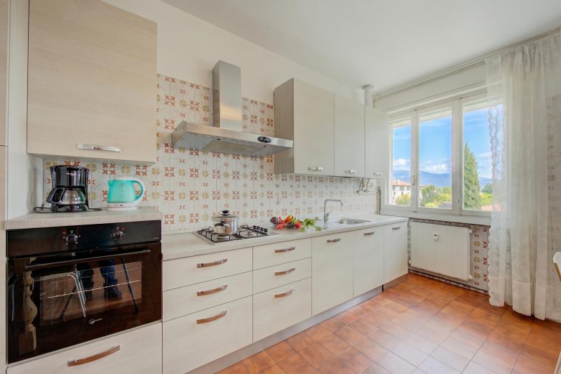 Margherita near lake - Family Friendly