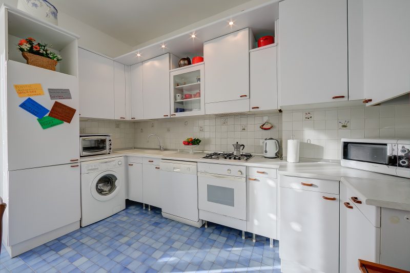 Sunrise Apartment Seaview 100m to Beach