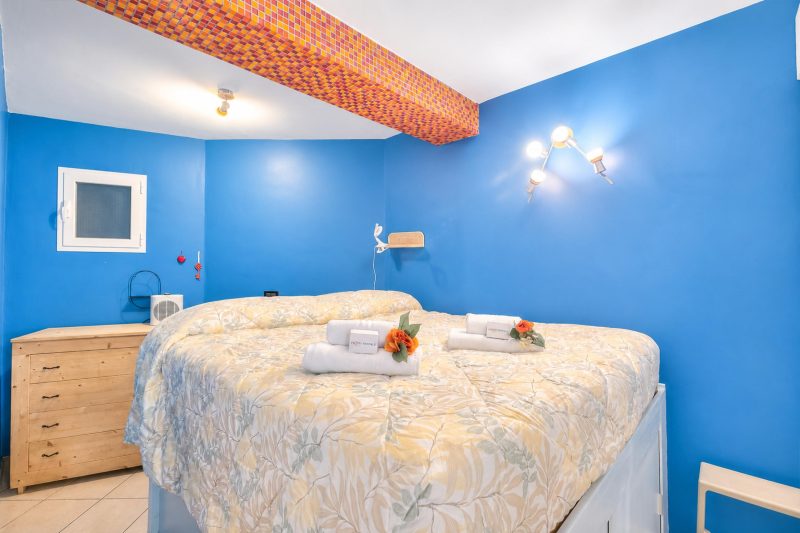 Il Suono del Mare - Sea Front Apt and Pool